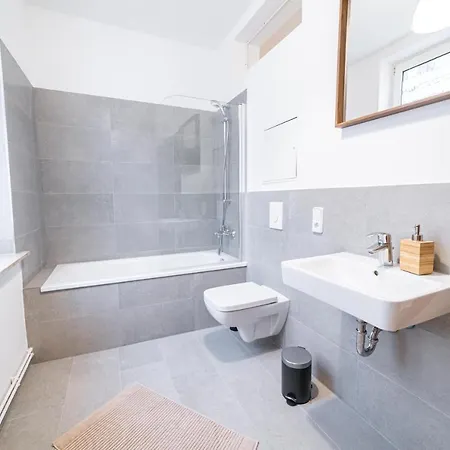 Fullhouse - Halle - Nh14 - Daylight Bathroom - 3 Bedrooms Zewnętrze zdjęcie