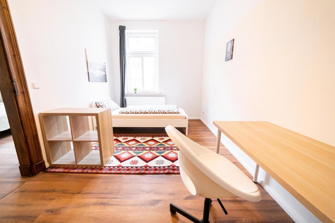 Fullhouse - Halle - Nh14 - Daylight Bathroom - 3 Bedrooms Halle (Saale)