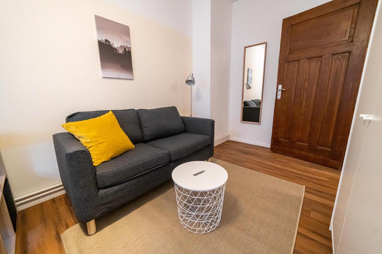 Fullhouse - Halle - Nh14 - Daylight Bathroom - 3 Bedrooms * Halle (Saale)